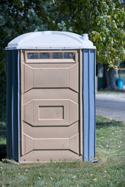 Best High-end porta potty rental  in Lindenhurst, IL